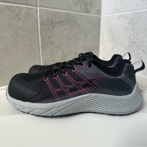 Merrell Women's Gray and Pink Work Shoe Size 7
